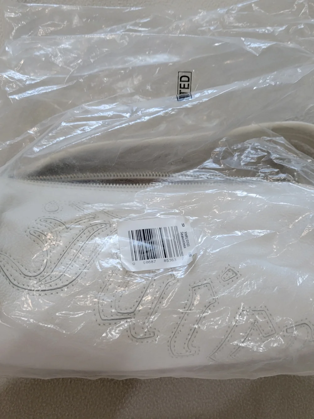 Vintage Juicy Couture White Leather Logo Barrel Bag